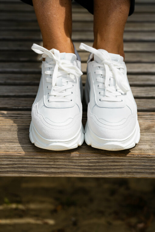 Low- Top Sneaker “AMY” white (CPH03)