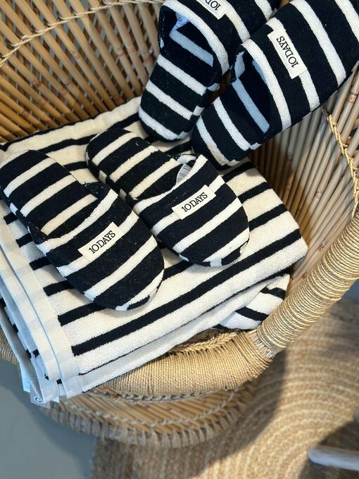 Towel Stripes "AYLIN" (10D103) / Slippers stripes "CAROLA" (10D10)