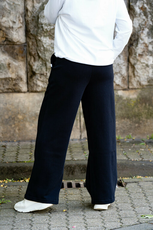 Wide Leg Jogger “SADE” black (PI95)