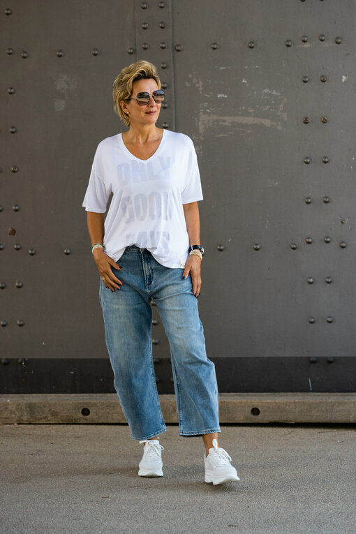 Statement Shirt "KARIAN" white (CC09) /  Jeans "YOANA" - balance blue "(ER87)