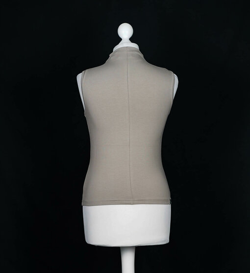 Sleeveless Top "ISRA" maple (ER51)