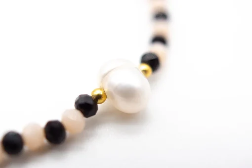 Perlenarmband “MALA SINGLE 6DROPS” black/white (SSK18)