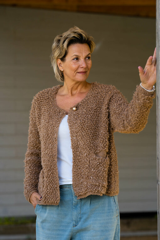 Kuschelige Strickjacke "ELEONORE" caramel (GW03)