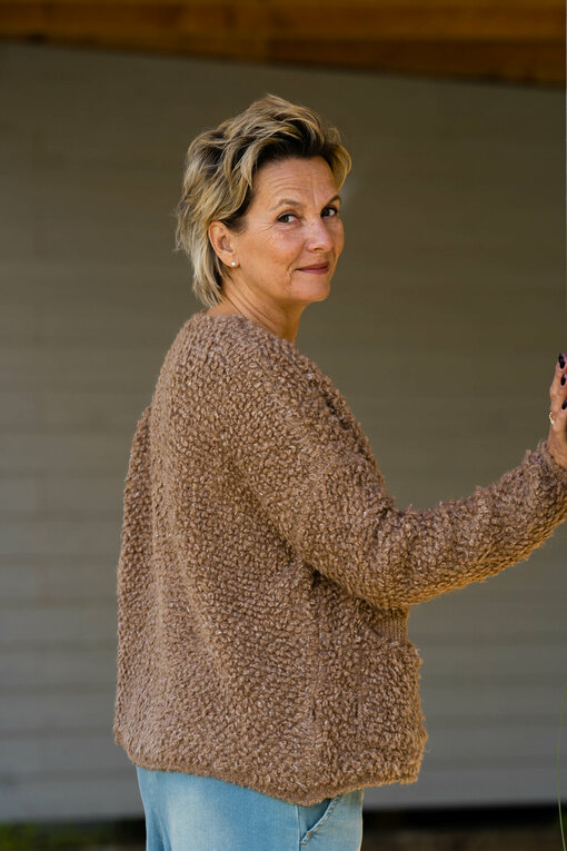 Kuschelige Strickjacke "ELEONORE" caramel (GW03)