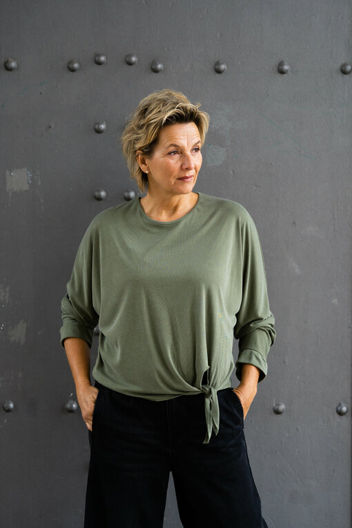 Cooles Knoten-Longsleeve “CAISSY” khaki (BA52)