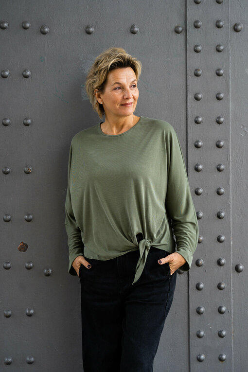 Cooles Knoten-Longsleeve “CAISSY” khaki (BA52)