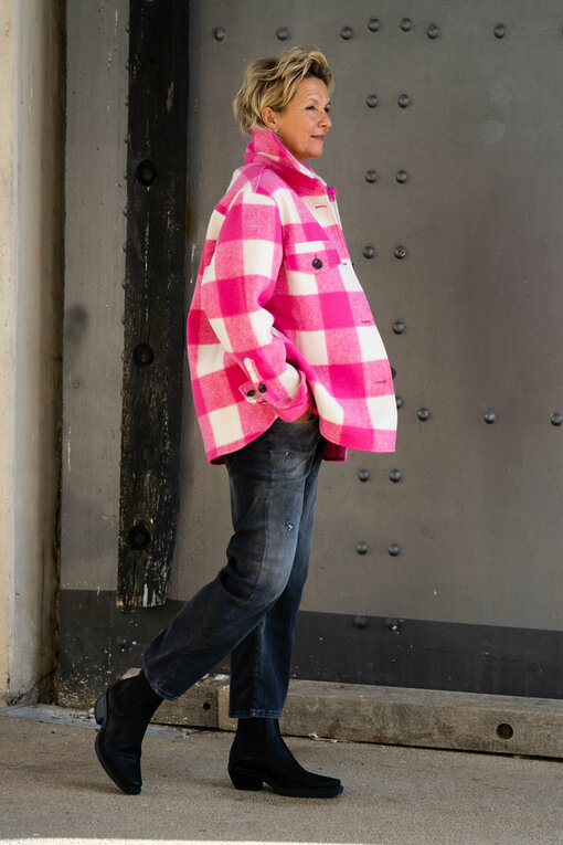 Wollmix Jacke “FAYE” bright pink (10D89)/ Jeans “YOANA” great grey (ER94)