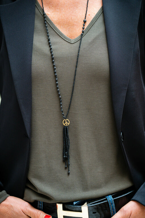 Necklace "PEACE TASSEL" gold/black (IC34)