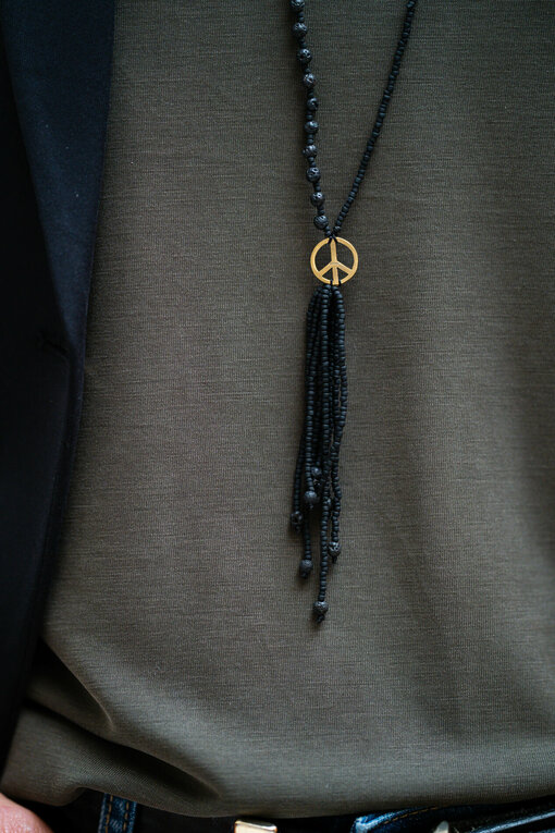 Necklace "PEACE TASSEL" gold/black (IC34)