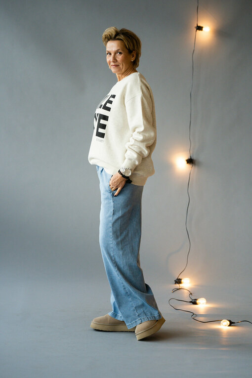 Oversized Sweater "TERRY" SMILE & LOVE (10D65)/ Leichte Jeans "YIBBI SUMMER" -light blue (H39)