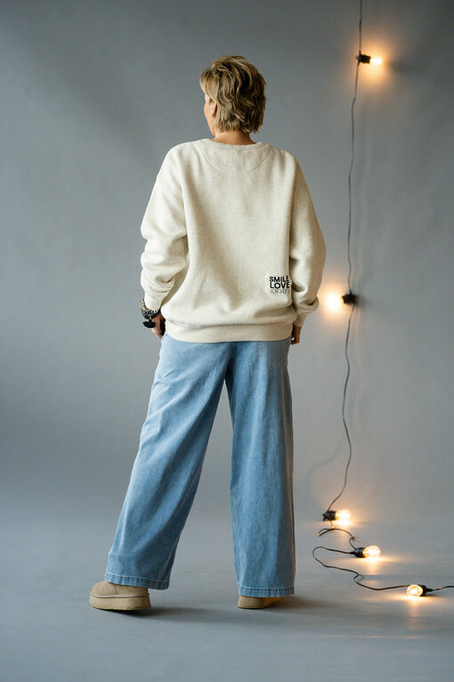 Oversized Sweater "TERRY" SMILE & LOVE (10D65)/ Leichte Jeans "YIBBI SUMMER" -light blue (H39)