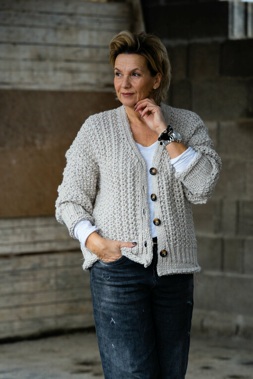 Grobstrick Cardigan "BLESS" sand (GW34)