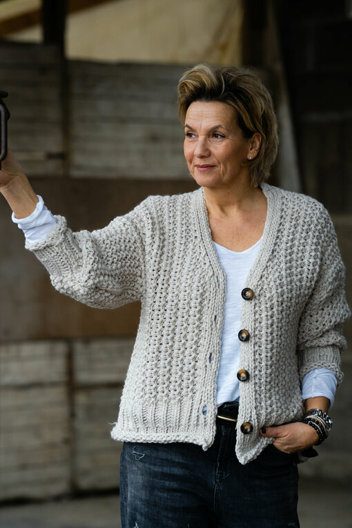 Grobstrick Cardigan "BLESS" sand (GW34)