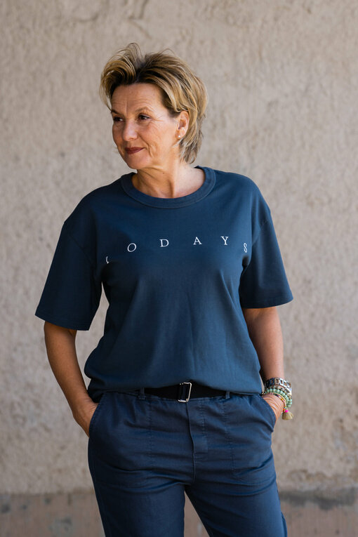 Cooles Logo- Shirt "JULIA" yale blue (10D75)