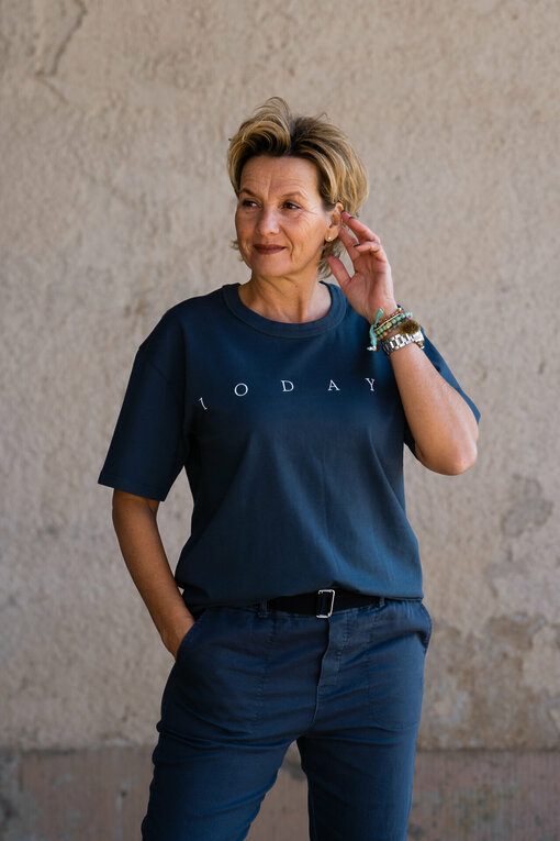 Cooles Logo- Shirt "JULIA" yale blue (10D75)