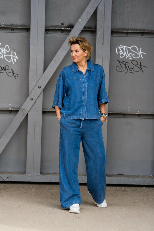 Sommer Denim Bluse “HILLI” (ER84) / Sommer Denim Hose "SILKA" (ER05) “SILKA” (ER05)